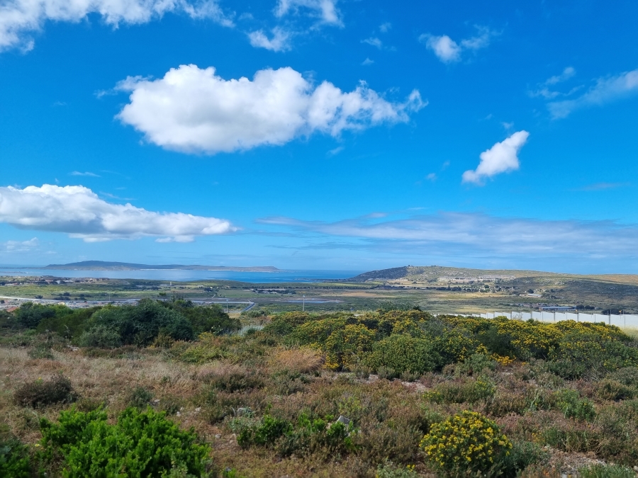 To Let 3 Bedroom Property for Rent in Hoogland Western Cape